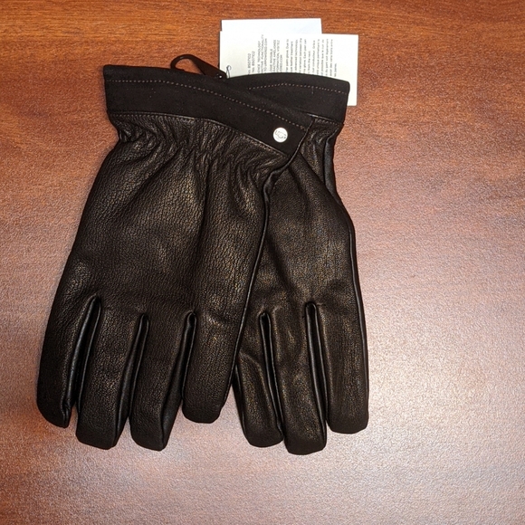 New Men's Black UGG Gloves L Touch Screen - Picture 2 of 10